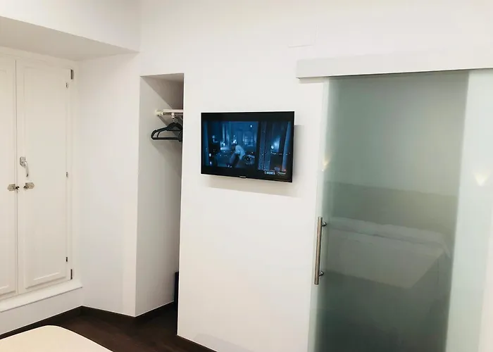 Cabildo Castelar Love hotel *